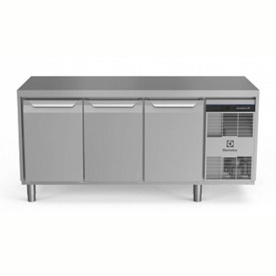 Electrolux Professional Tezgah Tipi Derin Dondurucu 440 Lt ,3 Kapılı, Soğutma Ünitesi Sağda EH3KDAAA Electrolux Professional Tezgah Tipi Derin Dondurucu 440 Lt ,3 Kapılı, Soğutma Ünitesi Sağda EH3KDAAA