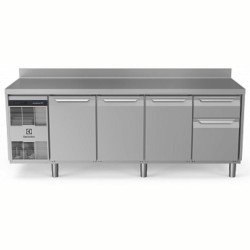 Electrolux Professional Endüstriyel Soğuk Tezgah 3 Kapılı +1/3+2/3 Çekmeceli 590 Lt, -2+10°c, Aısı 304, Sırtlı EH4H3AAAD