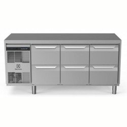 Electrolux Professional Soğutmalı Tezgah, "heavy Duty", Aısı304, - 2°/+10°c, Dijital, Tropikal - 440 Lt, 6x½ Çekmeceli EH3HBBBB Electrolux Professional Soğutmalı Tezgah, "heavy Duty", Aısı304, - 2°/+10°c, Dijital, Tropikal - 440 Lt, 6x½ Çekmeceli EH3HBBBB
