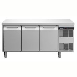 Electrolux Professional EK3KDAAA Tezgah Tipi Derin Dondurucu, 3 Kapılı, -22°c/-15°c, Aısı 304 (r290), Soğutma Ünitesi Sağda ,710364